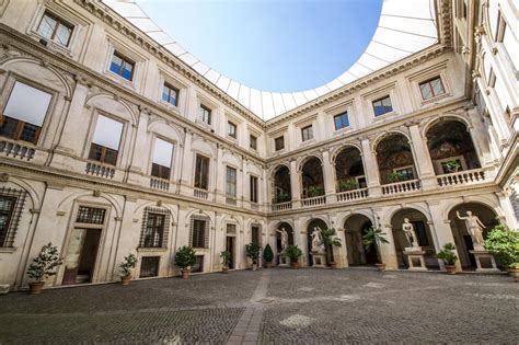  Il Palazzo Nazionale di Yirgalem: Un Viaggio nel Passato Imperiale Etiopico!