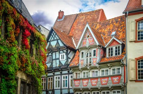  Il Quartiere Romano di  Quedlinburg: Un Viaggio nel Tempo Tra Case a Graticcio e Leggende